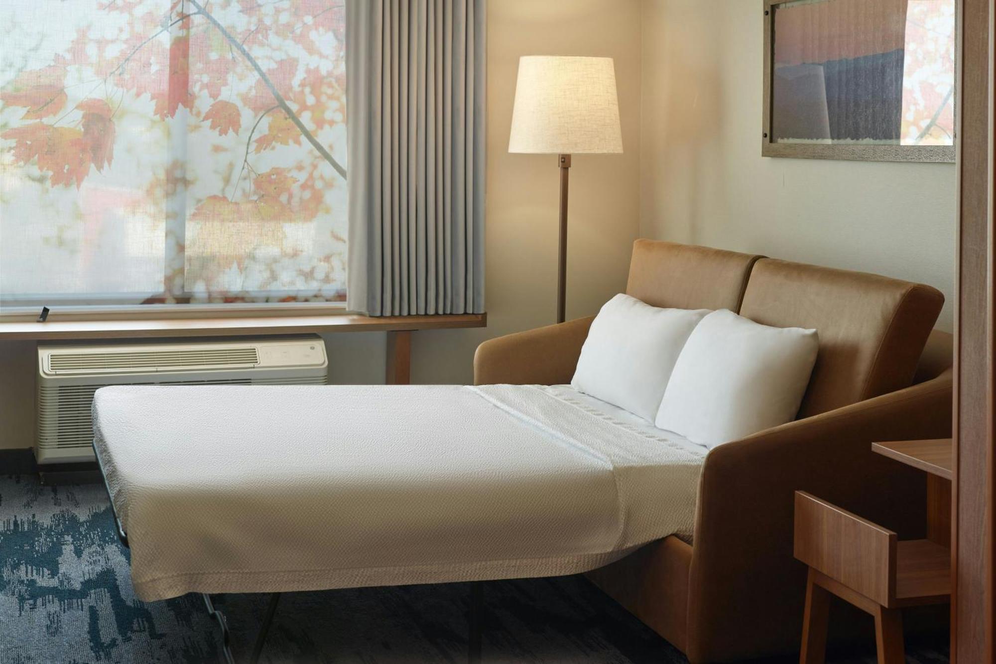 Fairfield Inn & Suites Locust Grove I-75 South מראה חיצוני תמונה